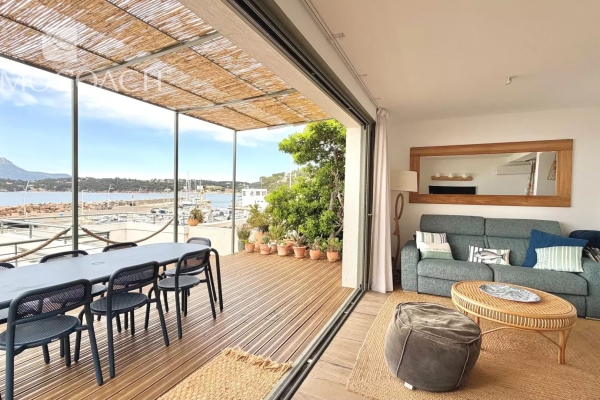 Maison de luxe à vendre à Le Pradet, 1 150 000 €, Photo 1