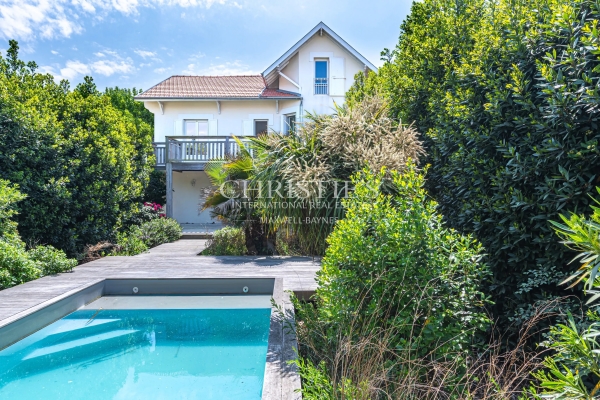 Luxury House for sale in Arcachon, 1 680 000 €, Photo 1