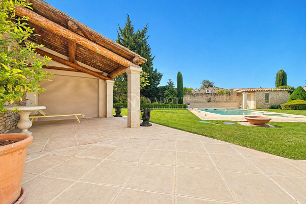Luxury House for sale in Gordes, 1 290 000 €, Photo 3