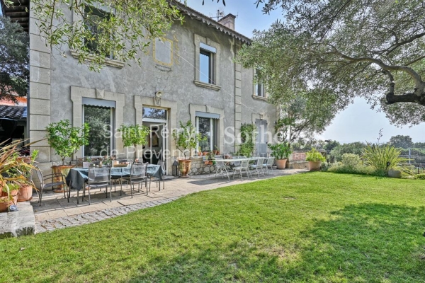 Maison de luxe à vendre à Villeneuve-Lès-Avignon, 850 000 €, Photo 6