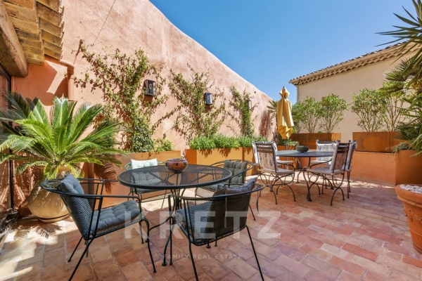 Luxury House for sale in Grimaud, 1 395 000 €, Photo 1