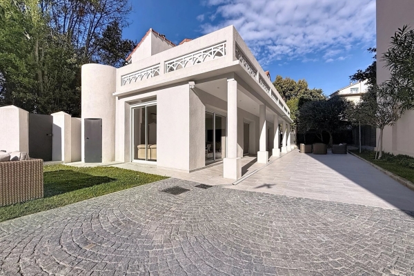 Luxury House for sale in Cannes, 2 490 000 €, Photo 1