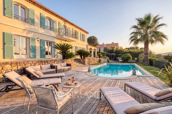 Maison de luxe à vendre à Mougins, 2 490 000 €, Photo 1