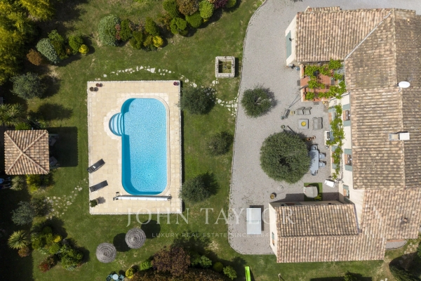 Luxury House for sale in Roquevaire, 1 060 000 €, Photo 2