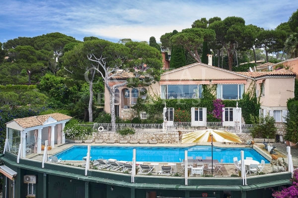 Luxury House for rental in Saint-Jean-Cap-Ferrat, 0 €, Photo 3