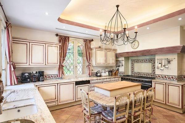 Luxury House for rental in Saint-Jean-Cap-Ferrat, 0 €, Photo 6