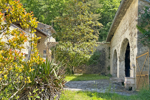 Maison de luxe à vendre à Rochefort-en-Valdaine, 750 000 €, Photo 2
