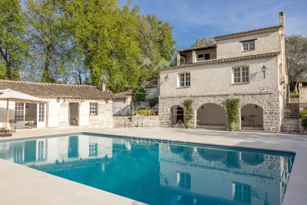 Maison de luxe à vendre à Vence, 1 695 000 €, Photo 1