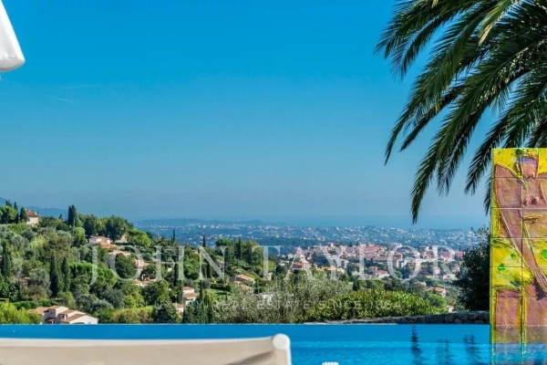 Maison de luxe à vendre à Vence, 1 990 000 €, Photo 1