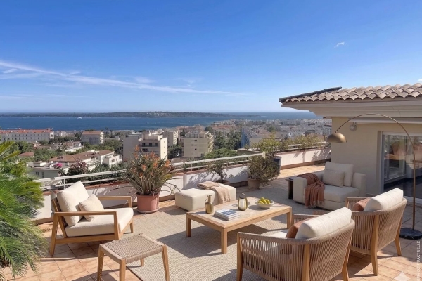 Luxury Apartment for sale in Cannes, 2 130 000 €, Photo 1