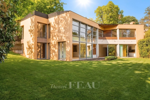 Maison de luxe à louer à Garches, 7 650 €, Photo 1