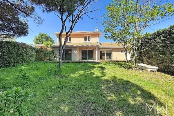 Maison de luxe à vendre à Bordeaux, 795 000 €, Photo 1