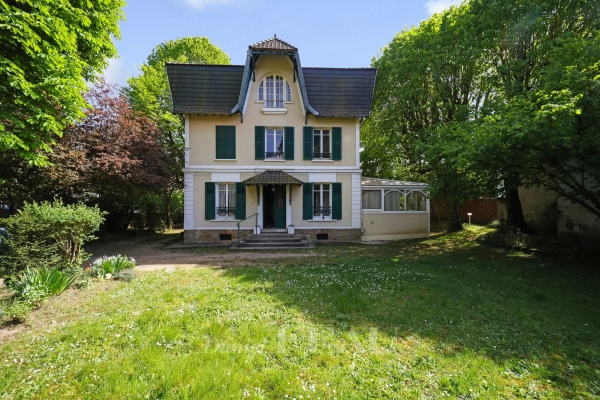 Maison de luxe à vendre à Viroflay, 1 250 000 €, Photo 1
