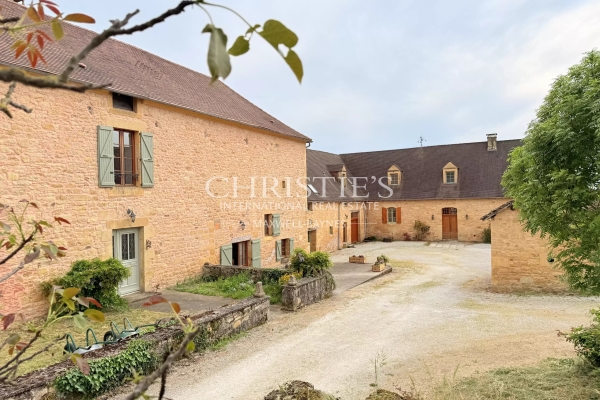 Maison de luxe à vendre à Excideuil, 1 064 000 €, Photo 2