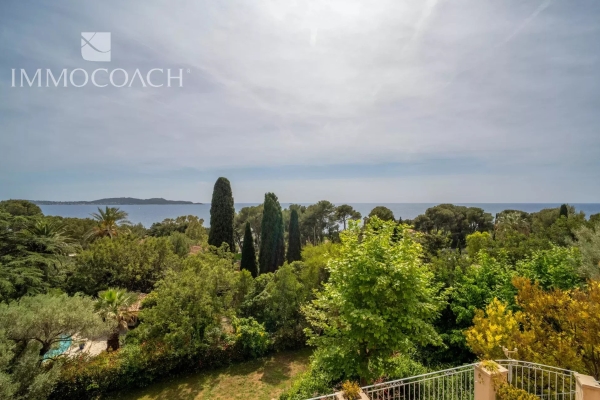 Luxury House for sale in Carqueiranne, 2 280 000 €, Photo 2