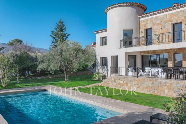 Maison de luxe à vendre à Valbonne, 2 550 000 €, Photo 2