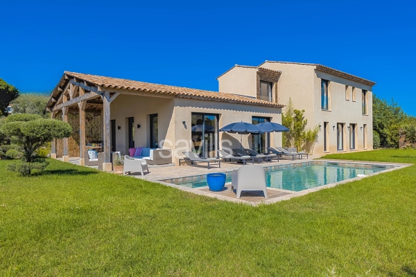 Maison de luxe à vendre à Saint-Tropez, 5 500 000 €, Photo 3