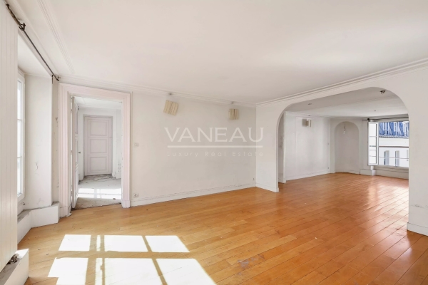 Luxury Apartment for sale in Paris 1Er, 1 250 000 €, Photo 3