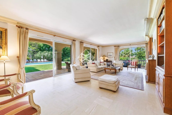 Maison de luxe à vendre à Cannes, 2 490 000 €, Photo 6