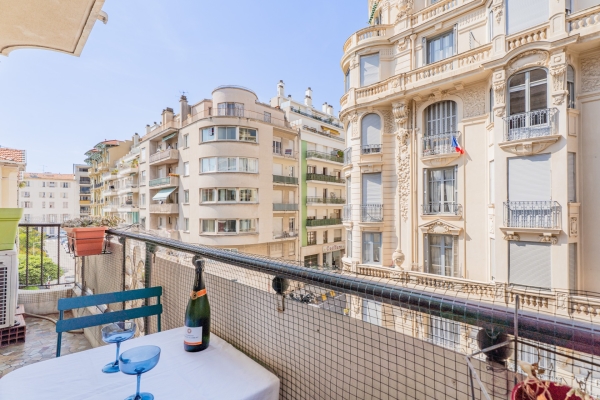 Appartement de luxe à vendre à Nice, 449 000 €, Photo 1