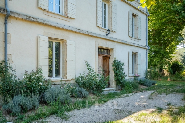 Maison de luxe à vendre à Reillanne, 750 000 €, Photo 1