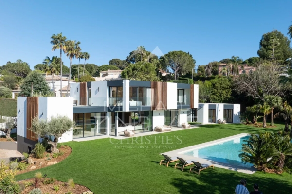 Maison de luxe à vendre à Antibes, 12 500 000 €, Photo 2