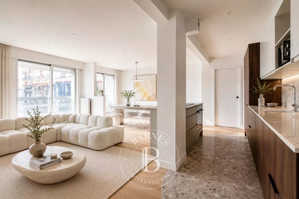 Luxury Apartment for sale in Paris 16Ème, 1 250 000 €, Photo 2