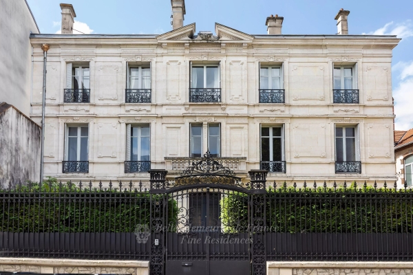 Maison de luxe à vendre à Orleans, 1 690 000 €, Photo 3