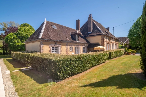 Maison de luxe à vendre à Aix-Villemaur-Palis, 790 000 €, Photo 3
