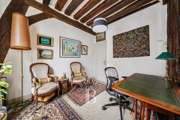 Luxury Apartment for sale in Paris 6Ème, 1 000 000 €, Photo 3