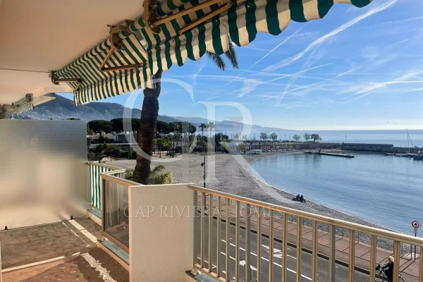 Luxury Apartment for sale in Roquebrune-Cap-Martin, 450 000 €, Photo 1