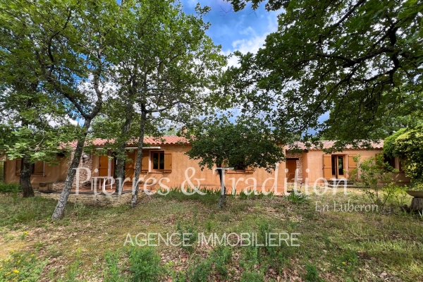 Maison de luxe à vendre à Saint Saturnin les Apt, 435 000 €, Photo 1