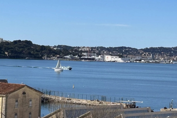 Appartement de luxe à vendre à Toulon, 250 000 €, Photo 1