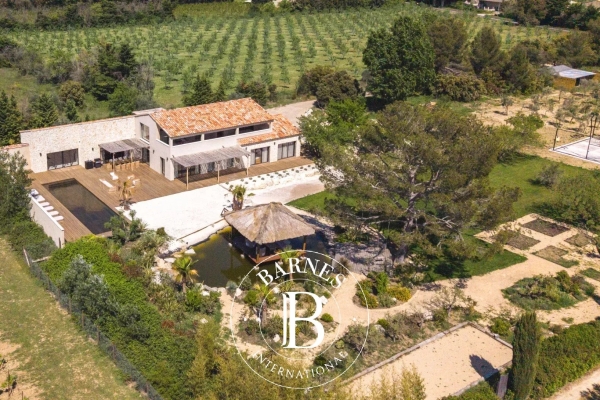 Luxury House for sale in Eygalières, 6 300 000 €, Photo 2