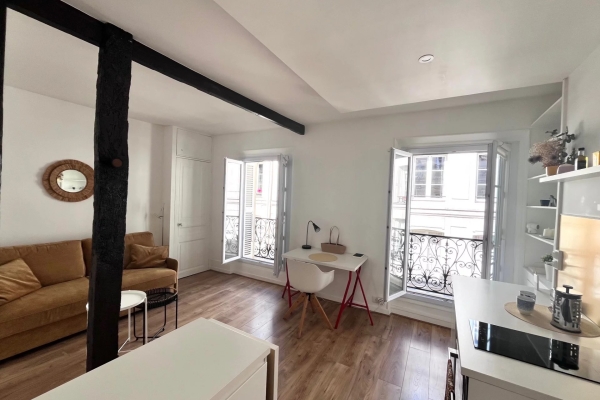 Luxury Apartment for sale in Paris 4ème, 375 000 €, Photo 3