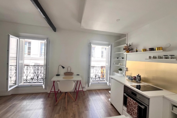 Luxury Apartment for sale in Paris 4ème, 375 000 €, Photo 4