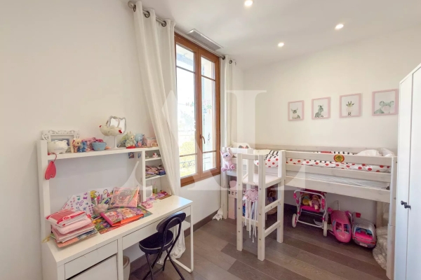 Luxury House for sale in Le Golfe Juan, 795 000 €, Photo 6