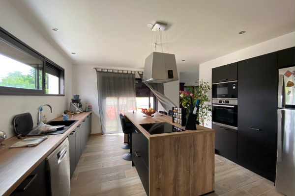 Maison de luxe à vendre à Royan, 583 000 €, Photo 1