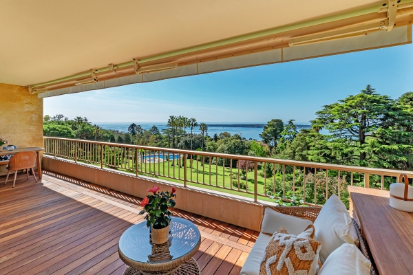 Luxury Apartment for sale in Cannes, 2 490 000 €, Photo 1