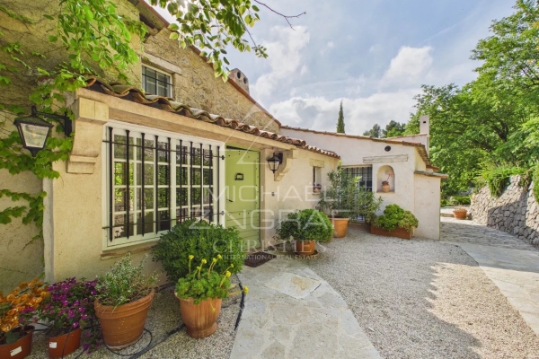 Maison de luxe à vendre à Tourrettes-sur-Loup, 2 345 000 €, Photo 1