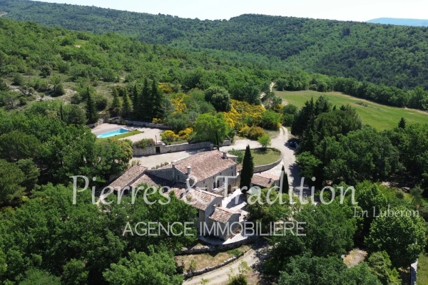 Luxury House for sale in Reillanne, 875 000 €, Photo 1