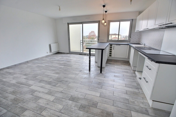 Appartement de luxe à vendre à Mérignac, 283 000 €, Photo 2