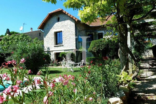 Maison de luxe à vendre à Vaison-la-Romaine, 650 000 €, Photo 2
