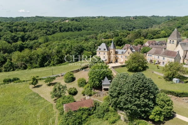 Maison de luxe à vendre à Sarlat-la-Canéda, 1 990 000 €, Photo 2
