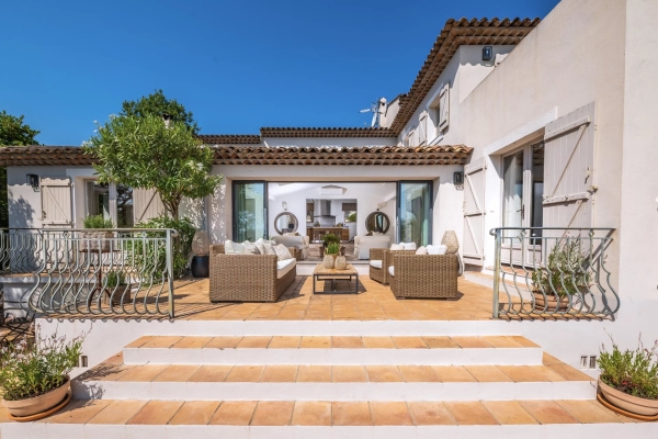 Luxury House for sale in Les Adrets de l'Esterel, 1 550 000 €, Photo 3