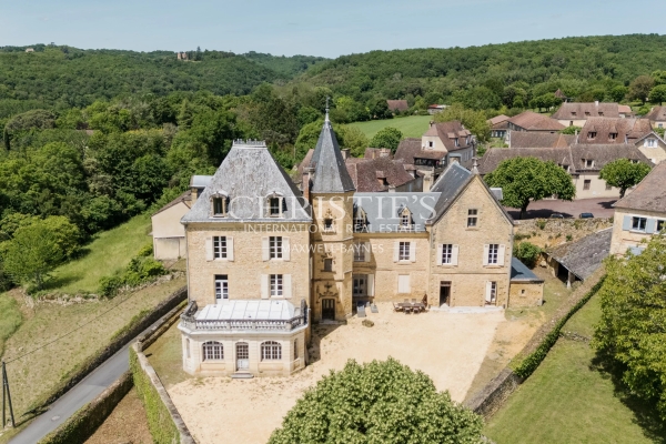 Maison de luxe à vendre à Sarlat-la-Canéda, 1 990 000 €, Photo 4