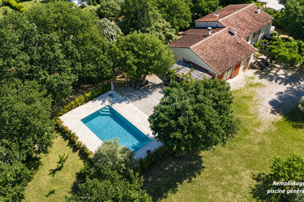 Maison de luxe à vendre à Oppède, 975 000 €, Photo 1