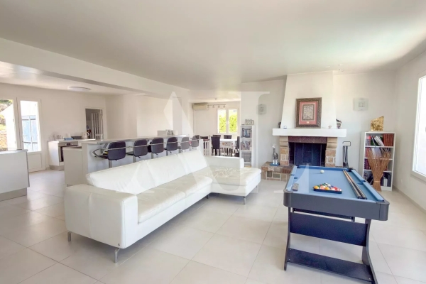 Maison de luxe à vendre à Vallauris, 1 290 000 €, Photo 3