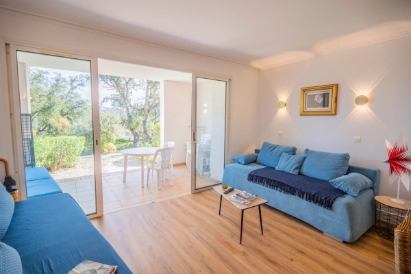 Appartement de luxe à vendre à Grimaud, 235 000 €, Photo 1