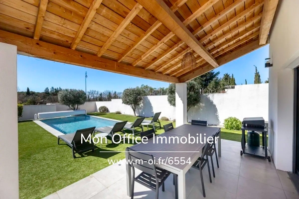 Maison de luxe à vendre à Aix-en-Provence, 745 000 €, Photo 2